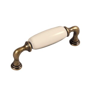 Decorani 09 -Möbelgriff aus Keramik mit cremefarbenem Porzellan 96mm