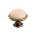 Brando 09- gałka meblowa stary mosiądz z kremową porcelaną 35mm
