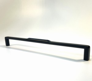 APERO N4 - Möbelgriff schwarz matt 224mm