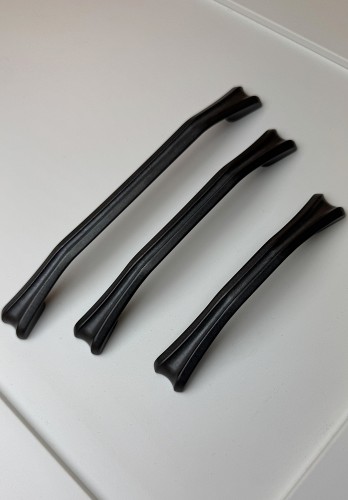 Classici non classici C7 - uchwyt do mebli grafitowy 128 mm.jpeg