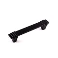 Czarny uchwyt meblowy matowy 96 mm włoski GIUSTI