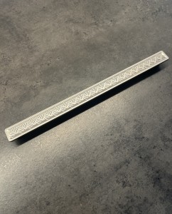 Nuova industria H4 – Möbelgriff antikes Nickel 320 mm