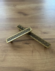 Nuova industria D1 - Möbelgriff Altgold 160 mm