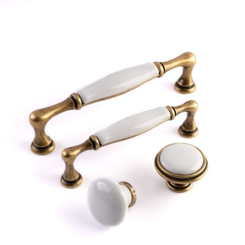 uchwyt porcelanowy gałka