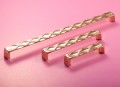 złote uchwyty do mebli glamour elegancki uchwyty meblowe złote w połysku 160mm włoskie uchwyty złote giusti.jpg