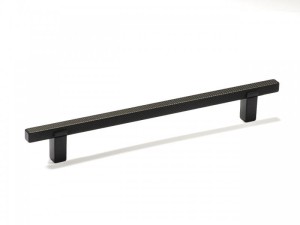Gabio Nero - schwarzer gerillter Möbelgriff 160 mm