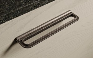 Carraro Marmo T2 – Möbelgriff schwarzes Eisen 96 mm