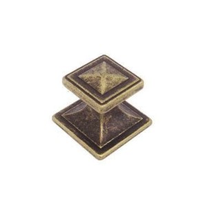 Cosmo- Möbelknopf Altmessing 36mm